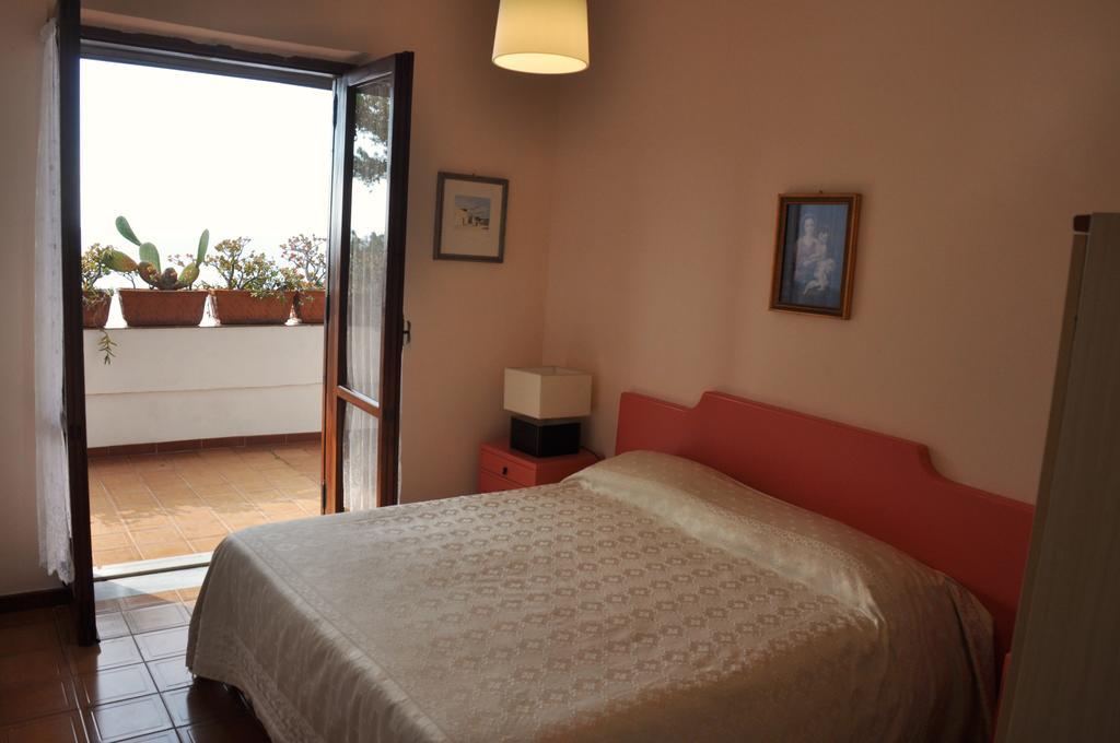 Villa Laura Sea View Apartments Santa Maria di Castellabate Exterior foto