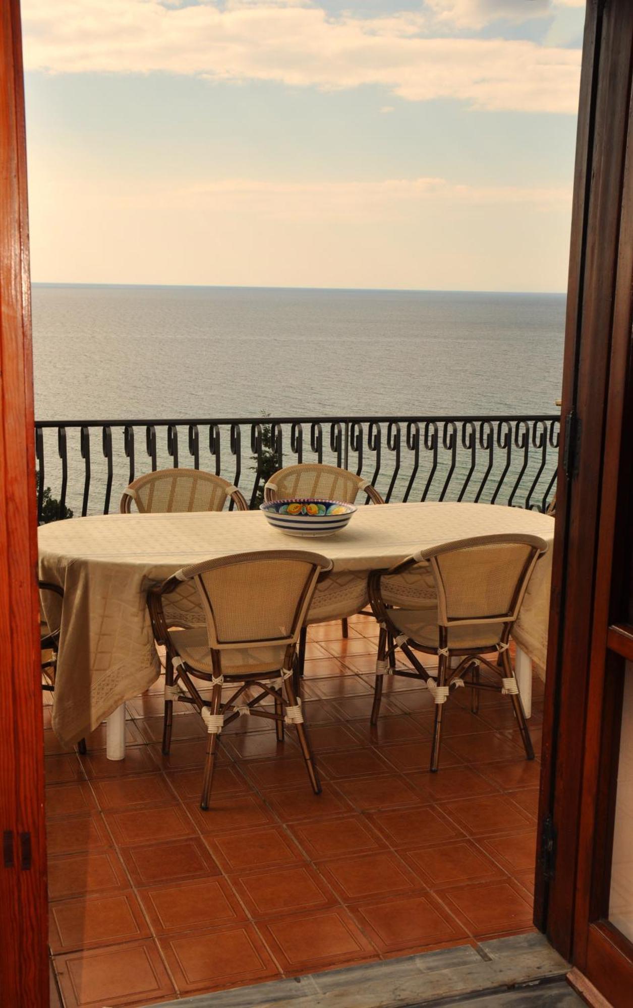 Villa Laura Sea View Apartments Santa Maria di Castellabate Exterior foto