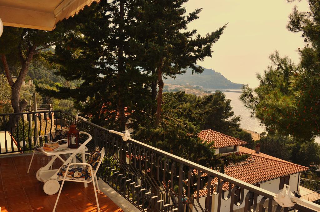 Villa Laura Sea View Apartments Santa Maria di Castellabate Exterior foto