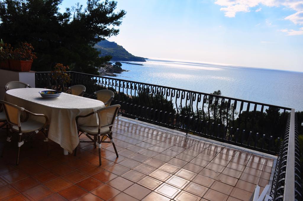 Villa Laura Sea View Apartments Santa Maria di Castellabate Exterior foto
